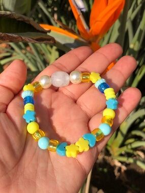 CLEAR QUARTZ 🐚 BEADED BRACELET 💕